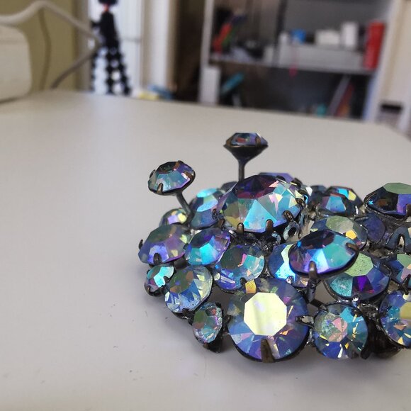 Vintage  TRIAD Multi Level Rhinestone Brooch- Blue Aurora - Picture 5 of 16